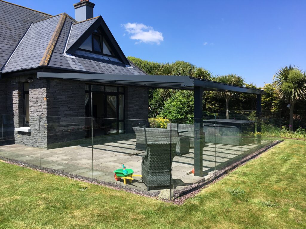 Contemporary+Alfresco+Image+4